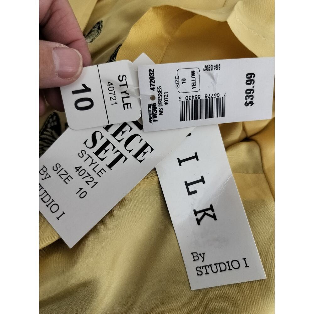 3202) Studio I Silk Yellow Black Butterfly Embroidery Cropped Pants Set Size 10 - Picture 8 of 9